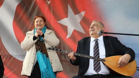 Bakırköy Kültür Merkezi ve Cemevi, Sabahat Akkiraz ve Arif Sağ konseriyle açıldı