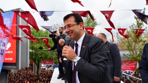 Bakırköy'de Ekrem İmamoğlu izdihamı