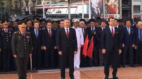 Ekrem İmamoğlu Taksim'de İstanbul’un düşman işgalinden kurtuluşu törenine katıldı