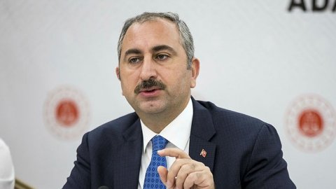 Adalet Bakanı Gül koronavirüs önlemlerini açıkladı: 60 yaş üstü hakim ve savcılar izinli sayılacak