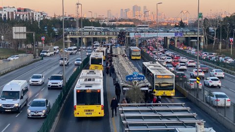 Yolcu Otobusu Bilet Fiyatlarina Tavan Ucret Geldi Sondakika Ekonomi Haberleri
