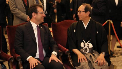 Ekrem İmamoğlu, Japonya İmparatoru Naruhito onuruna verilen resepsiyona katıldı