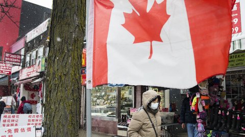 Kanada Koronavirüs aşısı yaptırmayanlar için sağlık vergisini tartışıyor