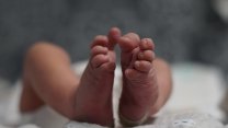 Katar’da 3 haftalık bebek koronavirüsten öldü