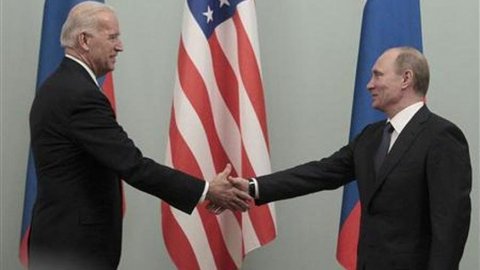 İlk dış politika konuşmasında Biden, Rusya'ya mesaj verdi!