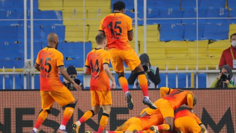 Galatasaray'ın Atakaş Hatayspor maçı kamp kadrosu 6 eksikle yola çıktı 
