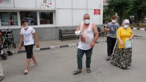 Kervana o da katıldı: Belediye başkanı kurban keserken yaralandı