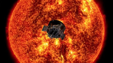NASA'nın 'Güneş'e dokunacak' uzay aracı rekor üstüne rekor kırdı