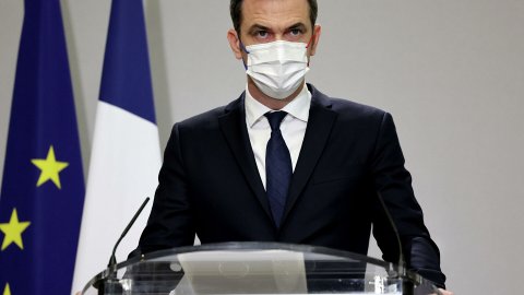 Fransa Sağlık Bakanı koronavirüse yakalandı