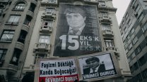 Hrant Dink, katledilişinin 15. yılında vurulduğu yerde anıldı: 'Buradayız Ahparig'