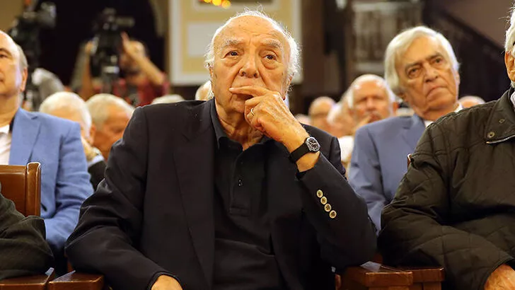 Galatasaray'ın efsane eski başkanı hayatını kaybetti