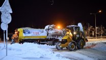Beylikdüzü Belediyesi, 100 araç ve 539 personelle karla mücadele ediyor 