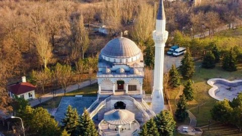 Dünyanın gündemine oturmuştu: Mariupol'de Türk vatandaşlarının sığındığı cami bombalandı mı? 