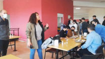 Üniversiteliler, yemekhane zamlarını protesto etti