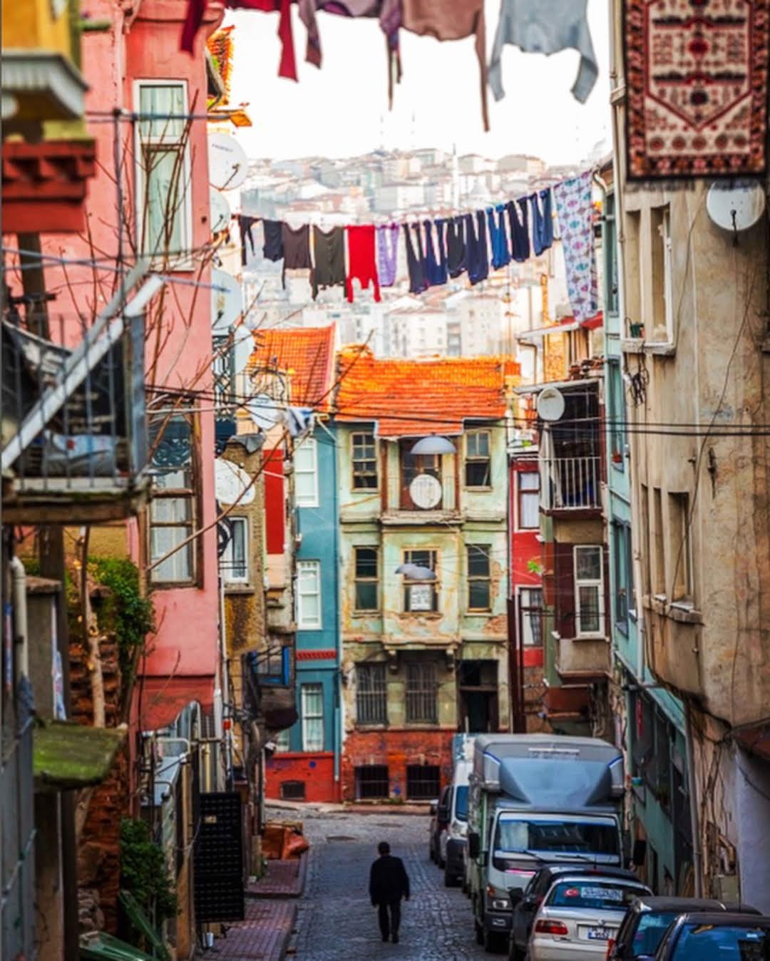 Neden sürekli yoksullaşıyorlar? - Resim : 1