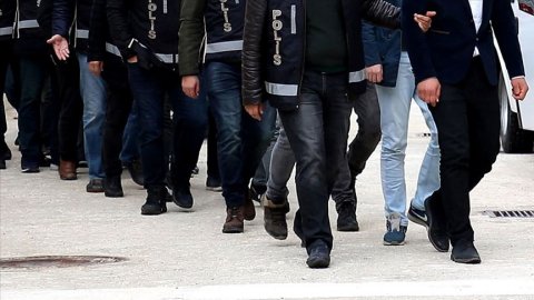İzmir'de uyuşturucu operasyonu: Gözaltı sayısı 69 oldu