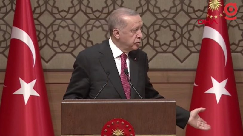 Erdoğan konuşurken mikrofon bozuldu: Uyarana kadar müdahale etmediler