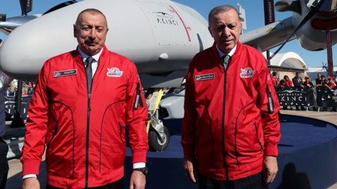 Erdoğan: Habis gözlülere verecek tek karış toprağımız yok