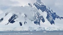 Antarktika’da yağan karda ilk defa mikro plastik tespit edildi!
