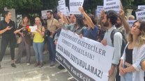 Gazeteciler günlerce gözaltında tutulan meslektaşları için İstanbul'da buluştu: 'Suç üretmek için tuttular'