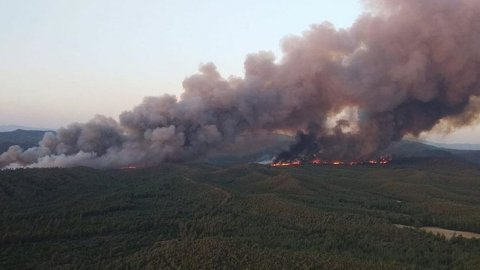 Marmaris'teki orman yangını 4. gününde | Yangında söndürüldü, soğutma çalışmaları başlatıldı