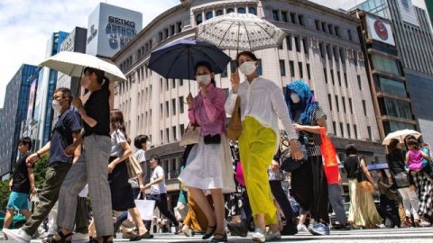 Japonya’da sıcaklıklar rekor seviyeye ulaştı