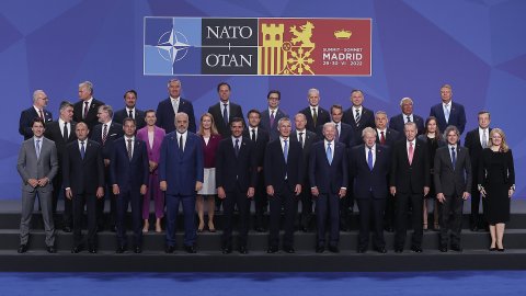 NATO zirvesinde yeni stratejik konsept kabul edildi: Rusya ilk kez 'doğrudan tehdit' olarak tanımlandı