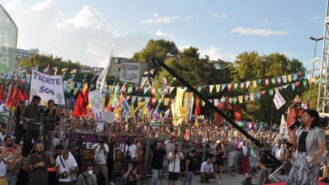 HDP'den İstanbul'da 'Çözüm Biz'iz mitingi: Bu halk size boyun eğmedi eğmeyecek