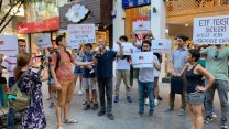 Patron polis eşliğinde ürünleri kaçırmıştı: ETF Tekstil işçileri için Patronların Ensesindeyiz Ağı'ndan eylem