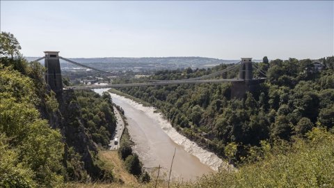 Son 50 yılın en kurak yazı: İngiltere'nin büyük nehirleri birer birer kuruyor