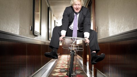 Başbakanlığı bırakacak Boris Johnson'a köşe yazarlığı teklifi