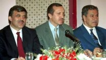 Arınç'tan Abdullah Gül ve Erdoğan'lı kutlama: "İhtiyacımız olan ve yüzümüzü dönmemiz gereken değerler bütünü de bu temelde mevcuttur"