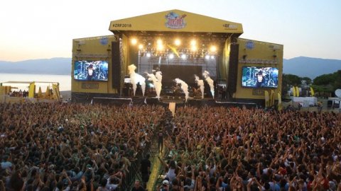 İzin verilmemişti: Burhaniye Belediyesi'nden 'Zeytinli Rock Festivali' açıklaması