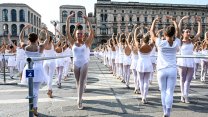 Milano'nun merkezinde 1500 kişilik dans etkinliği