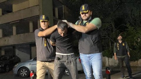 İstanbul'da 3 kişiyi öldürüp, 2’si polis 4 kişiyi yaralayan saldırgan tutuklandı