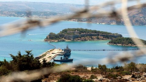 Ege adalarına silah yığınağı: Ümit Yalım'dan 'Erdoğan işgale sessiz kaldı' tepkisi