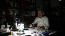 Kılıçdaroğlu'nun 'elektrik kesintisi' süreci kitaplaştırıldı: 'Birimiz karanlıktayken hiçbirimiz aydınlıkta değiliz'