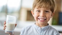 Çocuklarda yeterli süt tüketimine dikkat: Öğrenme becerisini de etkiliyor 