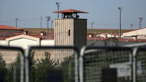 Açık cezaevlerindeki hükümlülerin izin süreleri 2 ay uzatıldı  