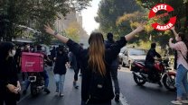 İran'da mollalara direnen kadınlar anlatıyor: Biz özgürlüğü kıyafette değil, demokraside arıyoruz, sokaklardaki isyan işkence ile bastırılmaya çalışılıyor